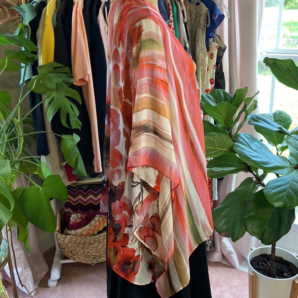 Maggie Barnes Floral Kimono Shawl Poncho Top Sz 0X 14/16 - Picture 4 of 6